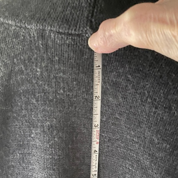 Kate & Mallory Charcoal Gray Long Cardigan Sweater w/ Faux Leather Patches SZ:L - Picture 6 of 8